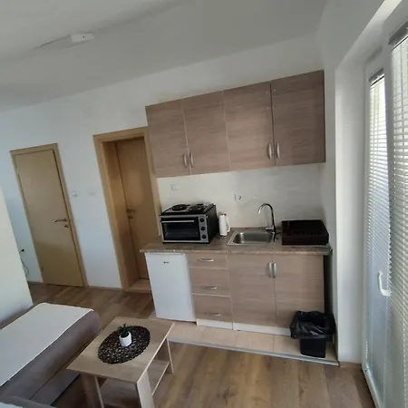 Apartmani Pivac 1 Trebinje Exterior photo